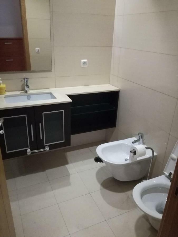 Adalberto Nascimento Luxury Aparta-Hostel At Colinas Do Cruzeiro Odivelas  Eksteriør bilde